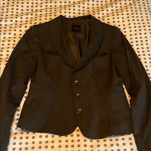 The limited Black Blazer with Button Detail